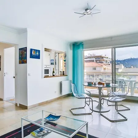 Bright One Bdrm A/c-swimming Pool/congress By Olidesi Appartamento *