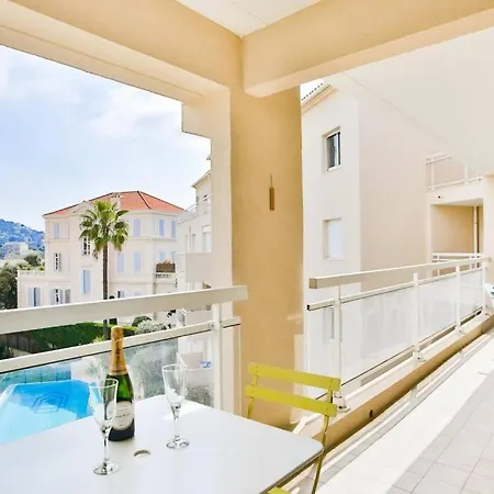 Bright One Bdrm A/c-swimming Pool/congress By Olidesi Διαμέρισμα *